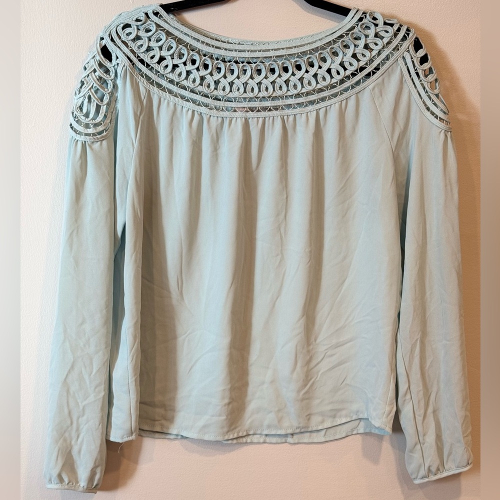 Forever 21 Contemporary Y2K Light Blue Long-Sleeve Lace Detail Blouse Small
